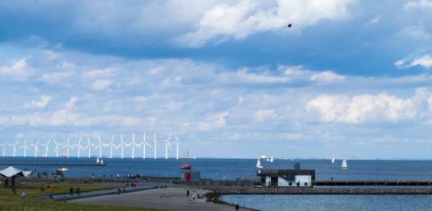 Enquanto nações se comprometem em investir mais em projetos verdes para combater os aquecimento global, a Dinamarca, que já é verde amarga recentes cortes do governo no setor para 2016