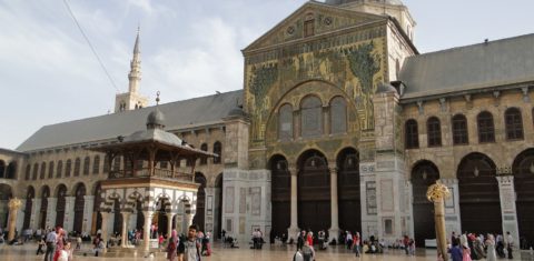 Mesquita de Aleppo antes do bombardeio