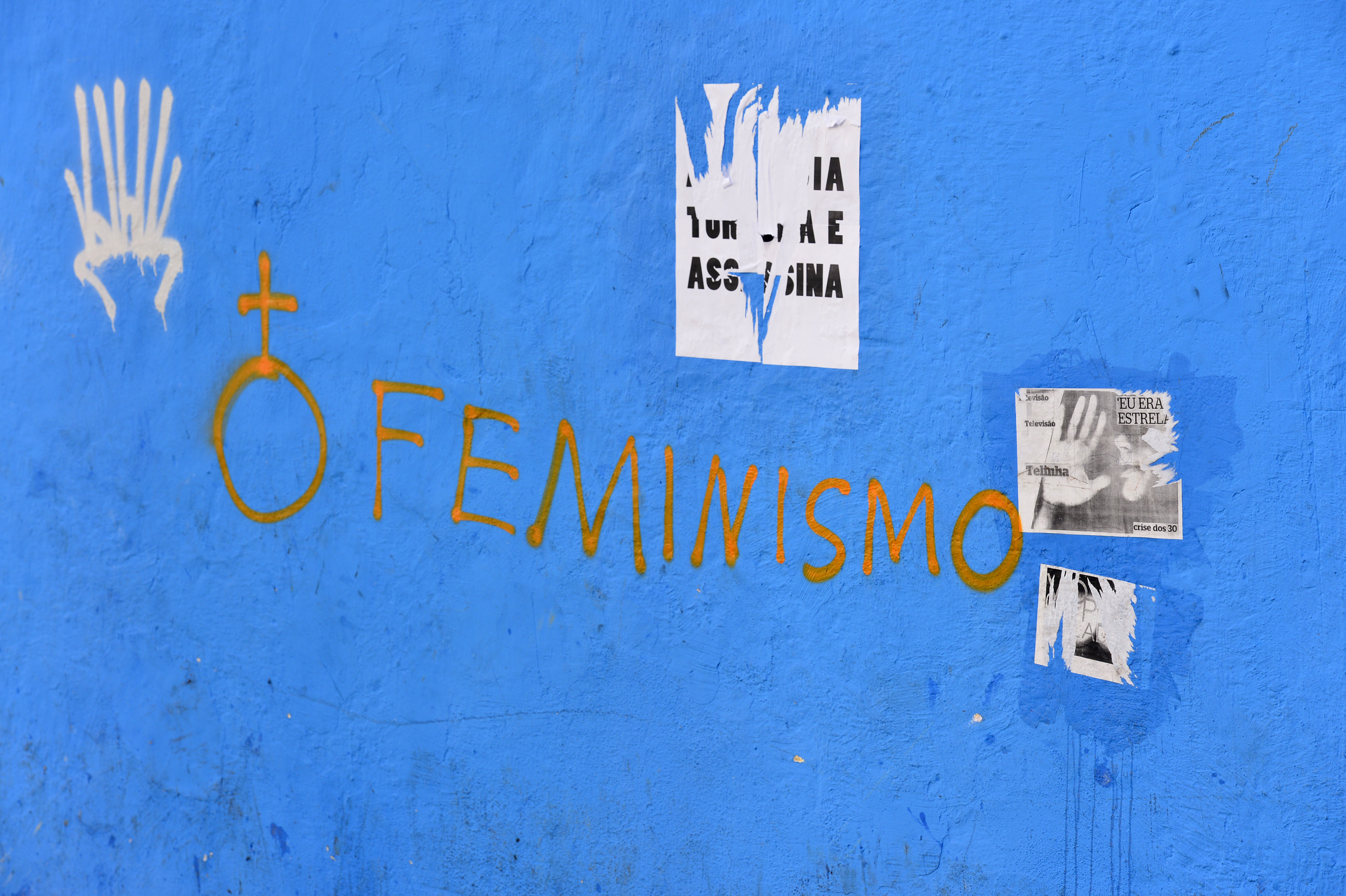 Frédéric-SOREAU-Photononstop Wall painting in Rio de Janeiro ,Brazil, South America