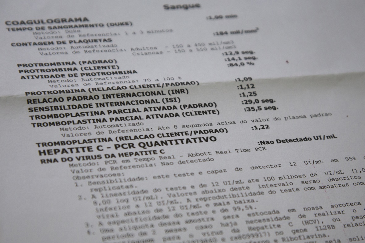 Valda Nogueira O resultado do exame mostrando que o vírus da Hepatite C não foi detectado