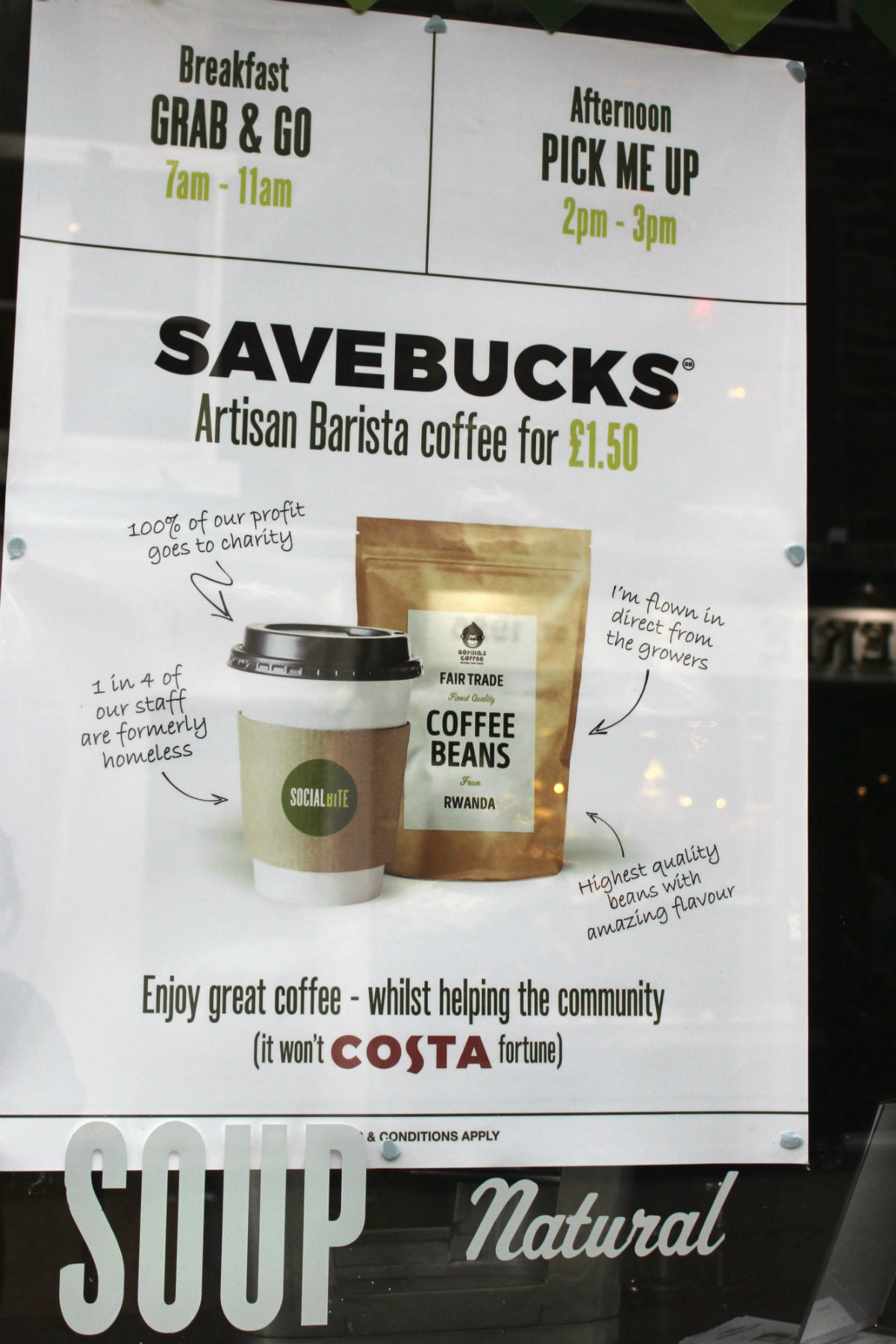 Um dos cartazes do café