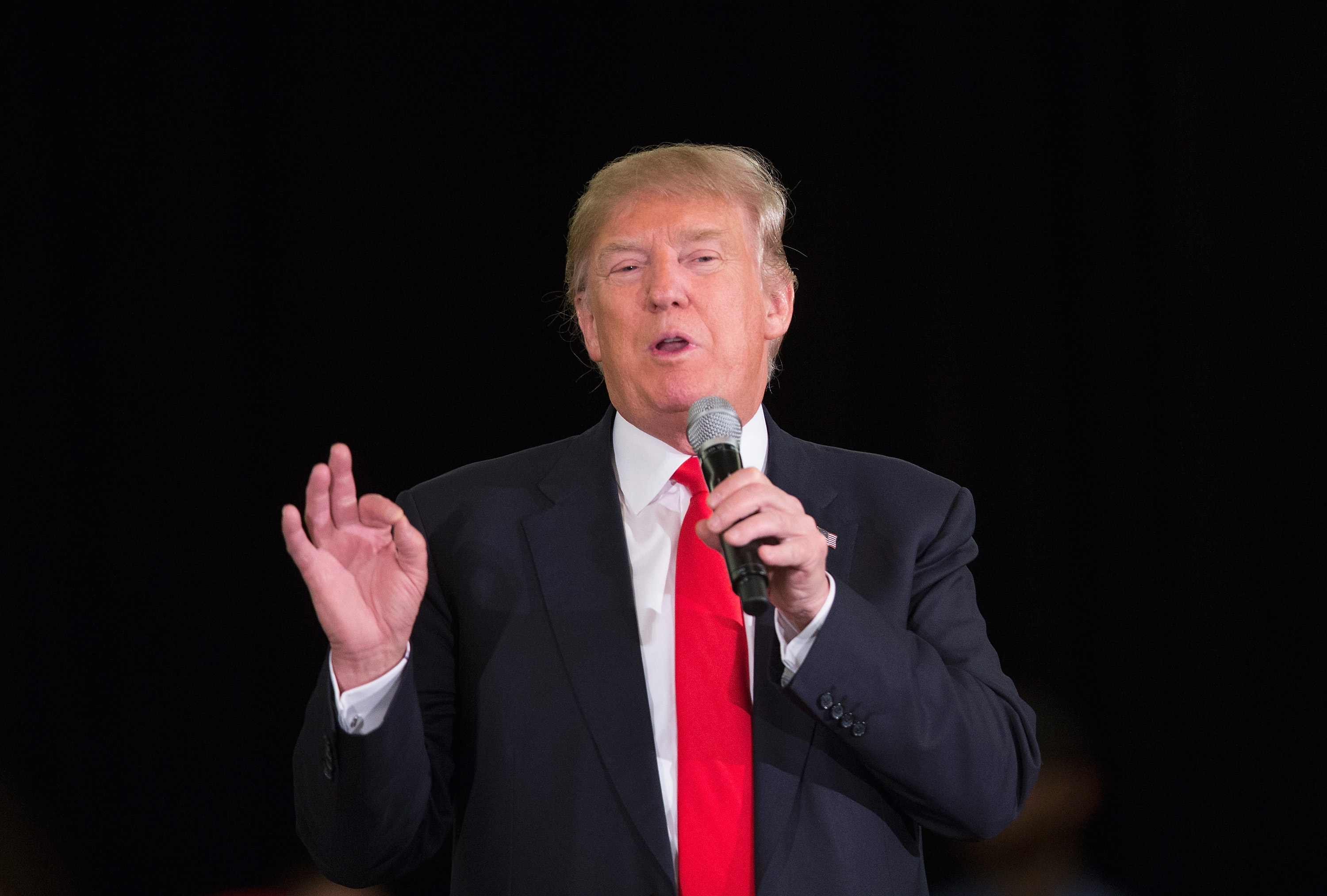 Foto de Scott Olson-Getty Images North America-AFP Pré-candidato à presidência dos Estados Unidos, Donald Trump, em campanha