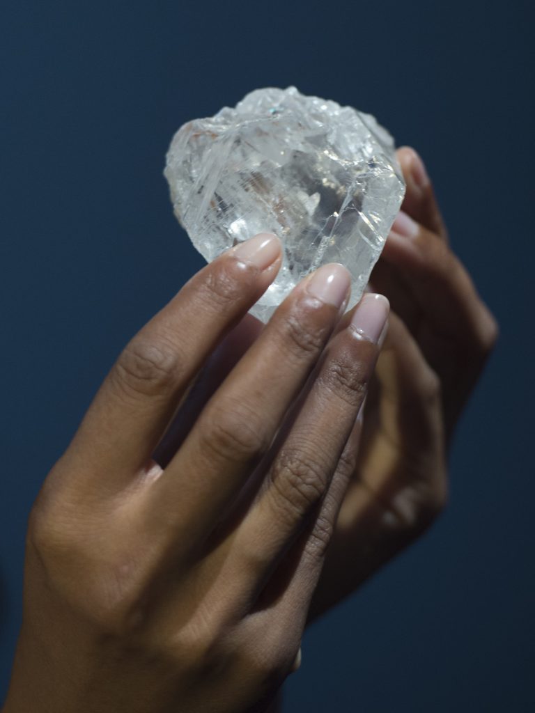 DON EMMERT / AFP Ajudado pela descoberta de novas minas de diamante, Botswana teve o terceiro maior crescimento do mundo entre 1966 e 2014