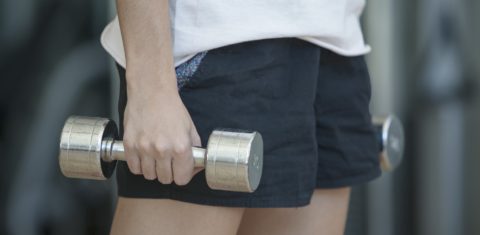 Na academia, tanto as bonitas como as feias, os fortes, os fracos, ninguém fala com ninguém
