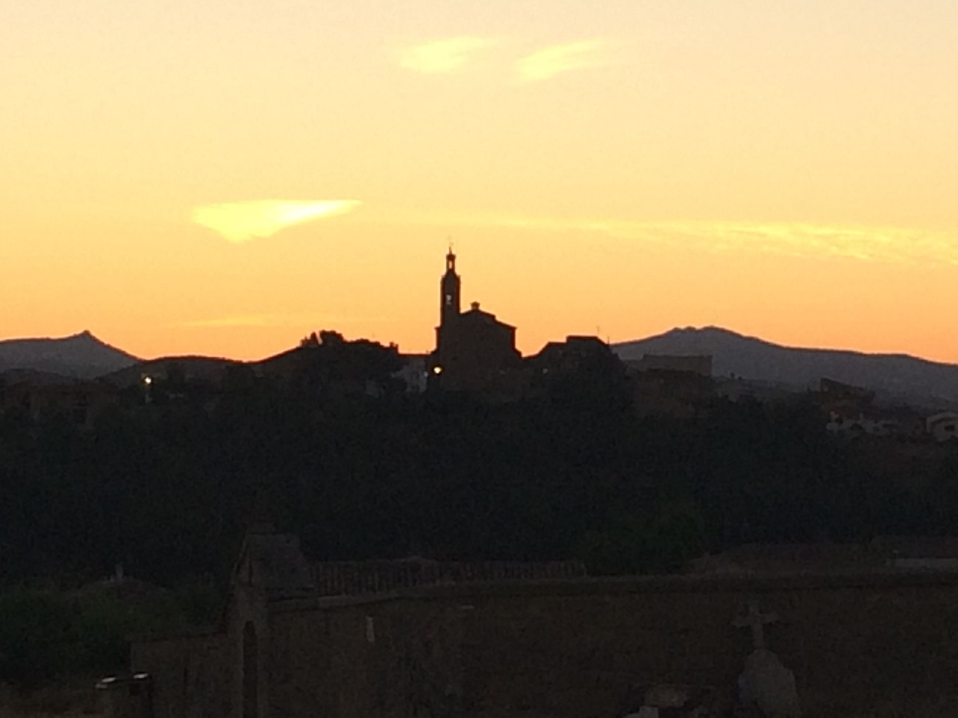 Foto de Giovanni Faria Na Rioja, a região do melhor vinho espanhol, a paisagem ajuda na reflexão
