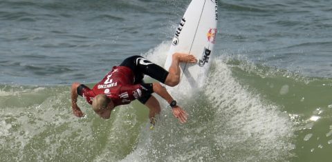 O australiano Mick Fanning numa das etapas do Mundial de Surf, em 2015, na Barra da Tijuca