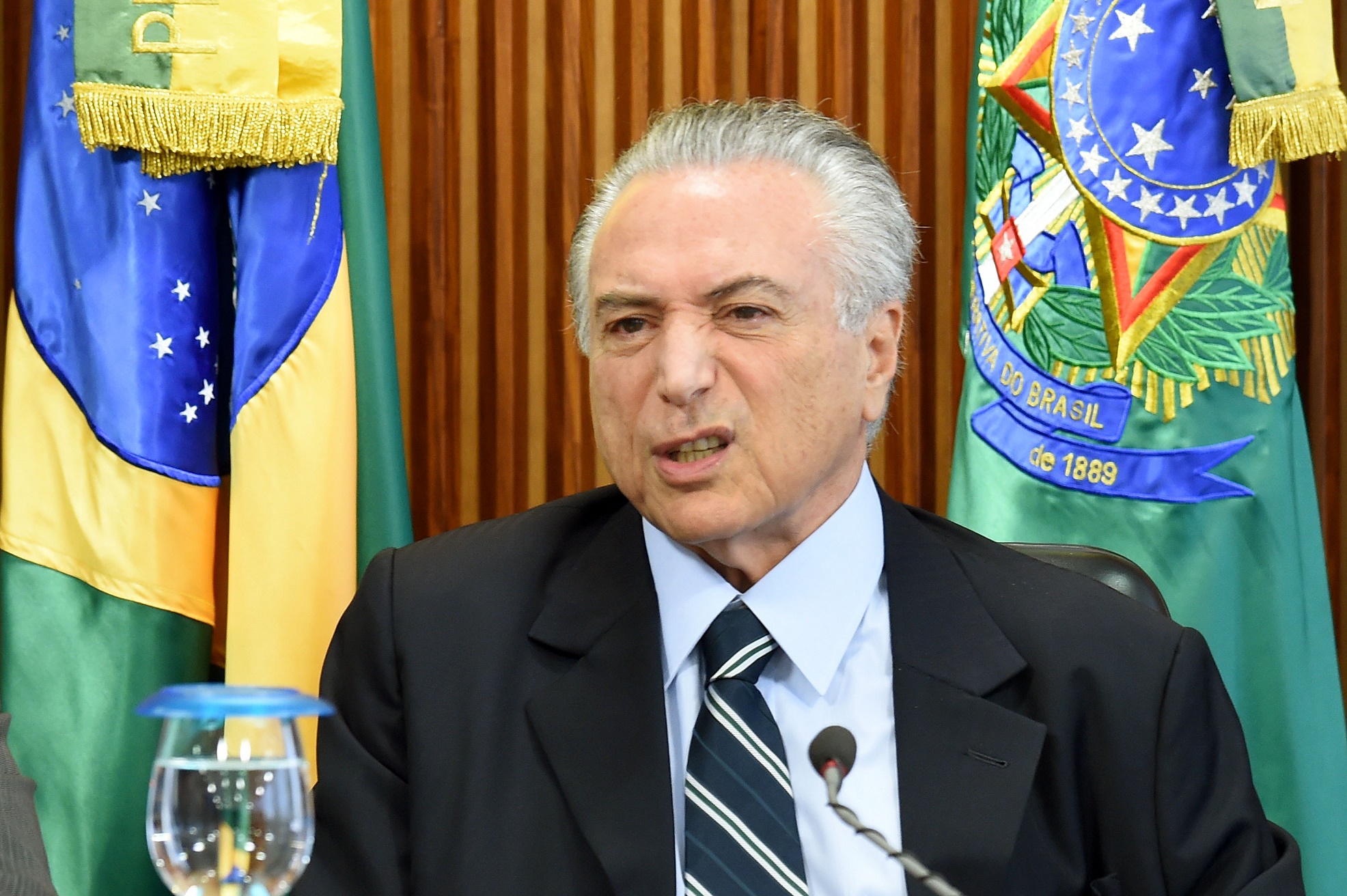 Durante o discurso de posse, na última quinta-feira, Temer pediu água algumas vezes, mas não lembrou da crise hídrica