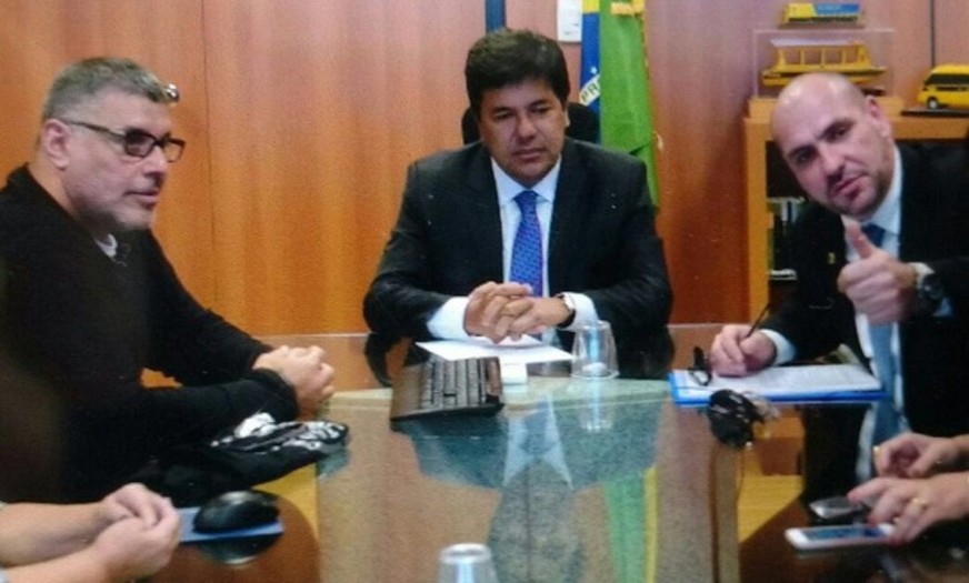 Reprodução do Instagram Alexandre Frota, o ministro Mendonça Filho e o líder do Revoltados Online