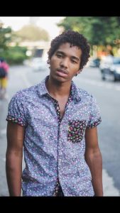 Willian, um dos jovens atendidos pelo Instituto Fazendo História