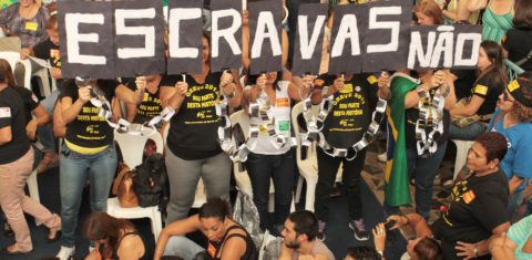 A votação do Plano de Cargos e Salários dos Professores do Rio, em 2013, foi um dos muitos temas que dividiu as bancadas do PRB e do PSOL. Foto de Levy Ribeiro/Brazil Photo Press