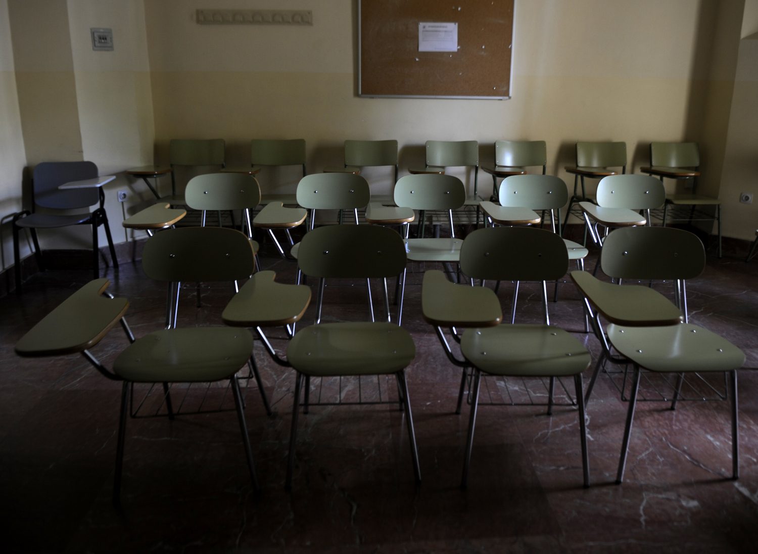 A inadimplência dos alunos leva também à evasão do centro universitário. AFP/ Cristina Quicler/Sevilha,2012