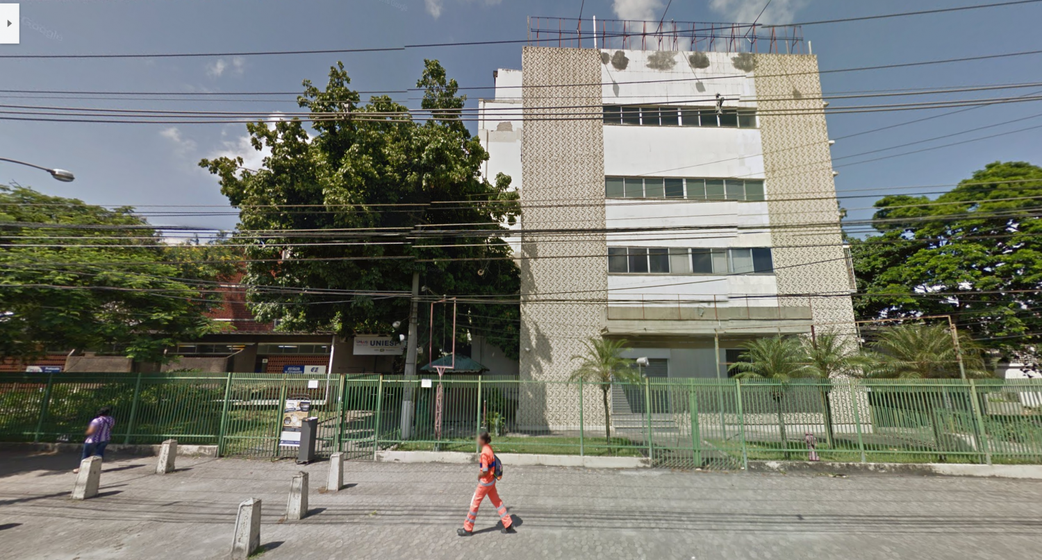 Primeira faculdade da Zona Oeste, Moacir Sreder Bastos sofre com inadimplência