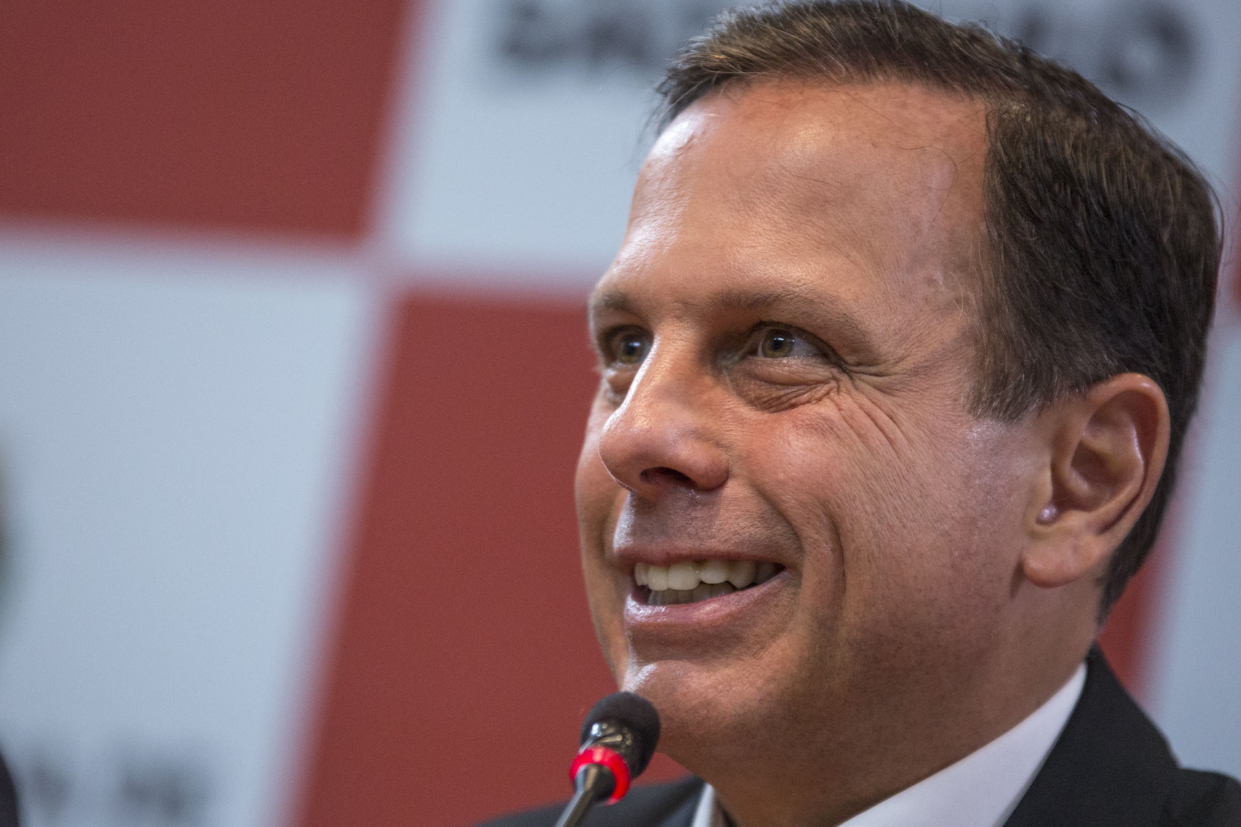Foto: Suamy Beydoun/AGIF Doria pediu desculpas às mulheres dos secretários porque eles iam trabalhar muito. Foto: Suamy Beydoun/AGIF