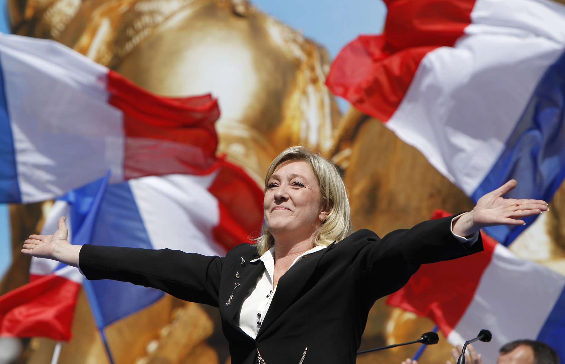 Foto Kenzo Tribouillard/AFP Tudo indica que Marine Le Pen não vencerá o segundo turno da eleição francesa, mas seu partido sai fortalecido e já não assusta parte dos eleitores. Foto Kenzo Tribouillard/AFP