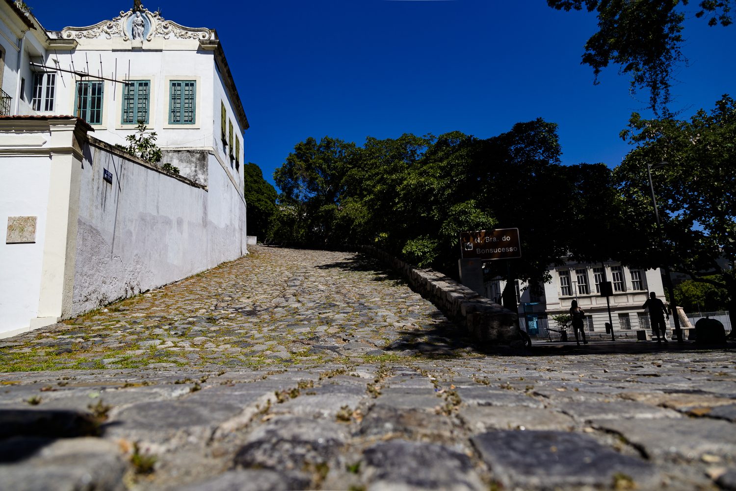 O Largo da Misericórdia no Centro do Rio, foi o marco do início da urbanização da cidade, como aconteceu com outros locais colonizados por Portugal (Foto Marcio Menasce)