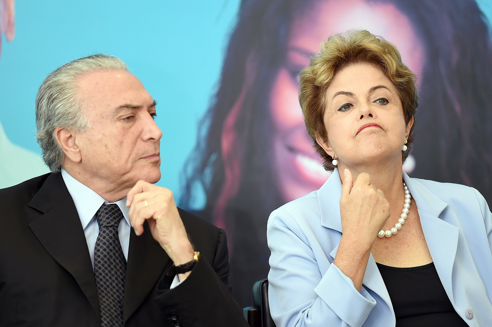 Foto Evaristo Sá/AFP Michel Temer e Dilma Rousseff, em cerimônia no Palácio do Planalto, em 11 de agosto de 2015. Foto de Evaristo Sá/AFP