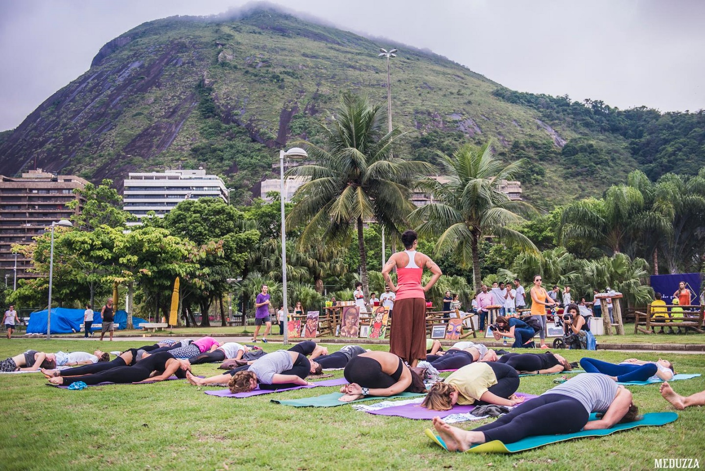 Foto de Divulgação Ioga, música e dança estão entre as atividades que vão acontecer no Parque Lage. Foto Divulgação