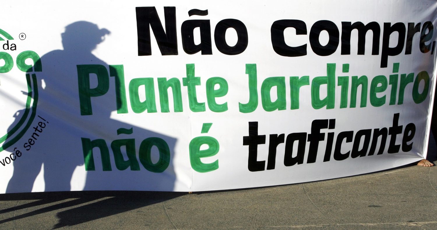 Manifestação em Ipanema pela legalização da maconha. Foto Vanderlei Almeida/AFP
