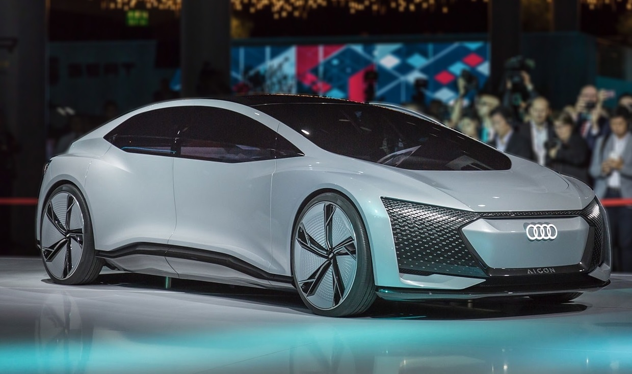 O Audi Aicon (Artificial inteligence concept) é outro que já incorpora o motorista-robô aos motores elétricos. Foto Divulgação