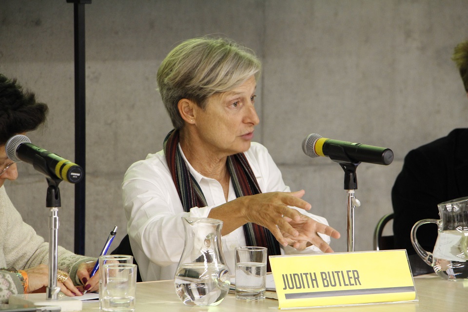 Foto Alexandre Gonçalves Jr./Sesc São Paulo Judith Butler , em 2015, em São Paulo, durante a entrevista coletiva no I Seminário Queer, no Sesc Vila Mariana. Foto Alexandre Gonçalves Jr./Sesc São Paulo