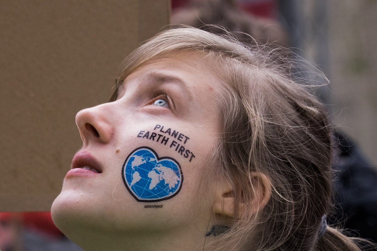 Foto Alban Grosdidier / Hans Lucas O protesto da jovem manifestante na abertura da COP 23. Foto Alban Grosdidier / Hans Lucas