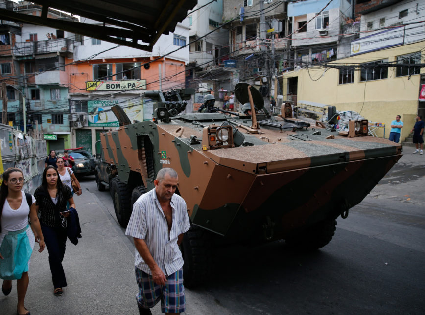 O Exército na Rocinha em 2017: ação inútil. Foto de Fernando Frazão (Agência Brasil)