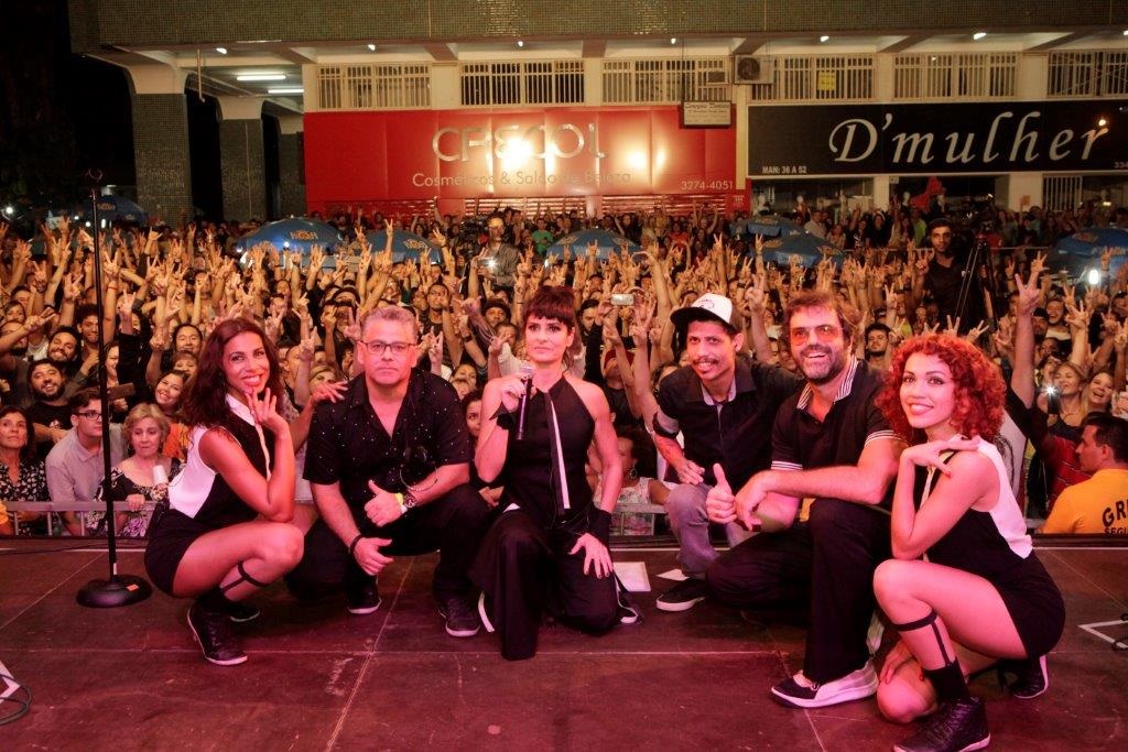 Fernanda Abreu quando recebeu o convite para se apresentar no T-Bone: “Fiquei emocionada, não só por ser Brasília, que eu gosto, mas por reconhecer o valor dessa galera que está fazendo o projeto há anos”. Foto Divulgação