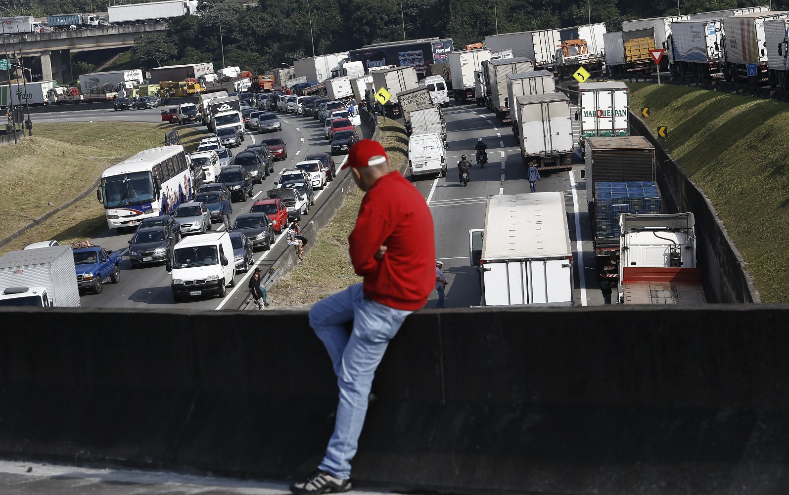 Se a greve continuasse até meia-noite o Temer cairia foi um dos boatos mais espalhados nos últimos dias. Foto Miguel Schincariol/AFP