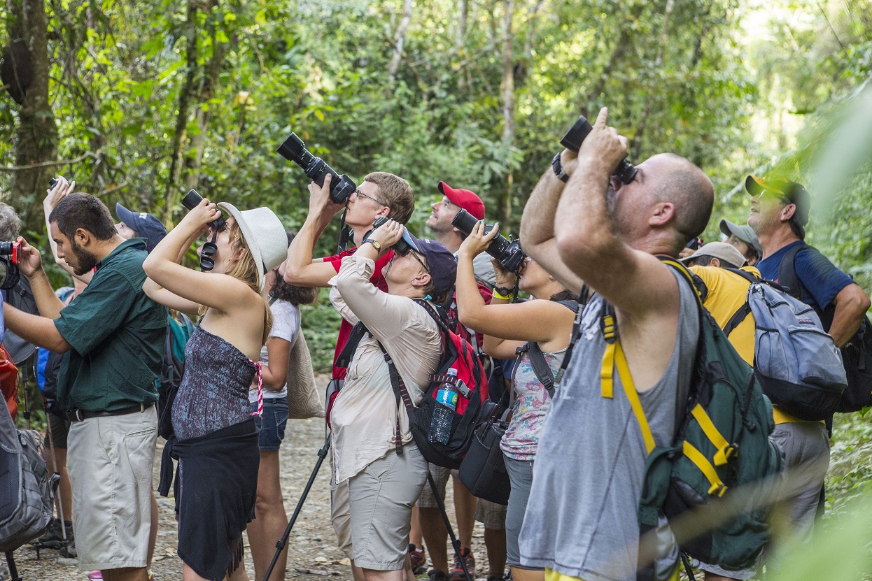 Turistas no Parque Manuel Antonio. O turismo ecológico é uma das principais fontes de divisas do país. Foto Bertrand Gardel/ Hemis/FR