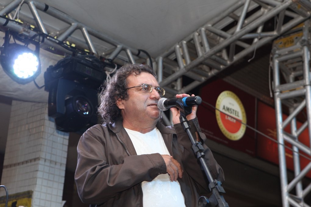 O poeta Vicente Sá: “A poesia é boa para tudo”. Foto Arquivo Pessoal