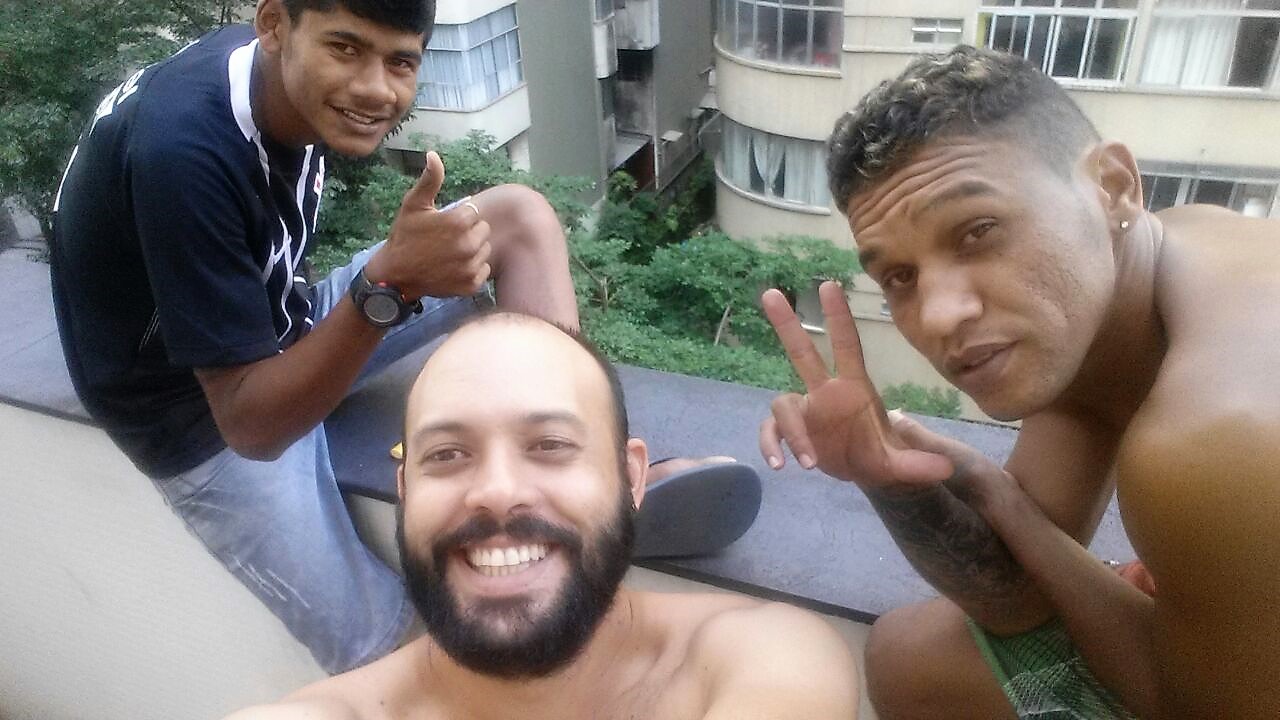 Foto Reprodução O diretor Pedro Cunha, entre neto e Ivan. Foto: Reprodução