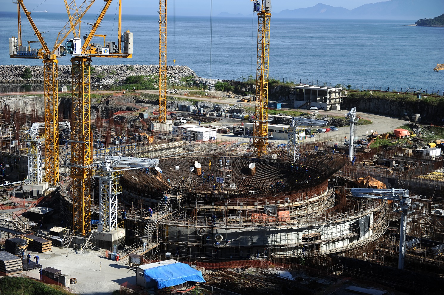 Foto Vanderlei Almeida/AFP A continuação das obras da Usina Nuclear Angra 3 é uma das decisões que o futuro presidente deverá tomar. Foto Vanderlei Almeida/AFP