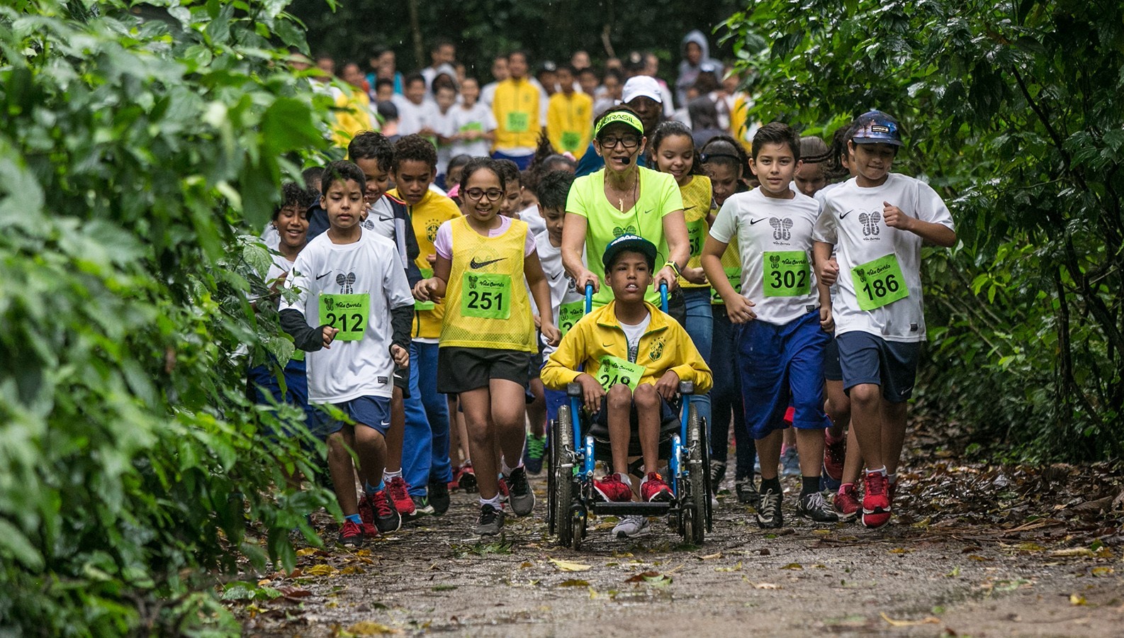 Corrida para comemorar o Dia das Crianças: levada por Neide, até criança em cadeira de rodas participa. Foto: Divulgação