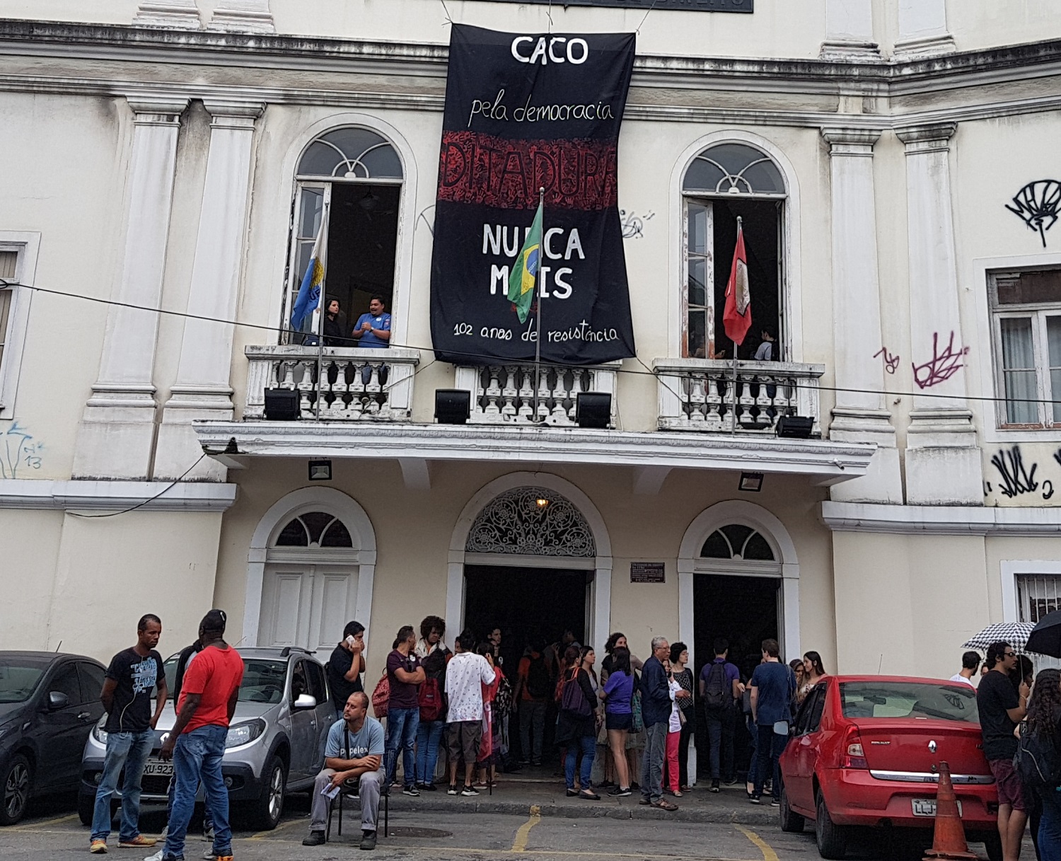 Largo de São Francisco hoje: de lá partiu uma das maiores passeatas de protesto à ditadura (Foto Oscar Valporto)