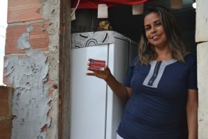 Adriana Barcelos reformou o quarto com Mumbuca. Foto de Jorge Andre/ Ecosol Marica