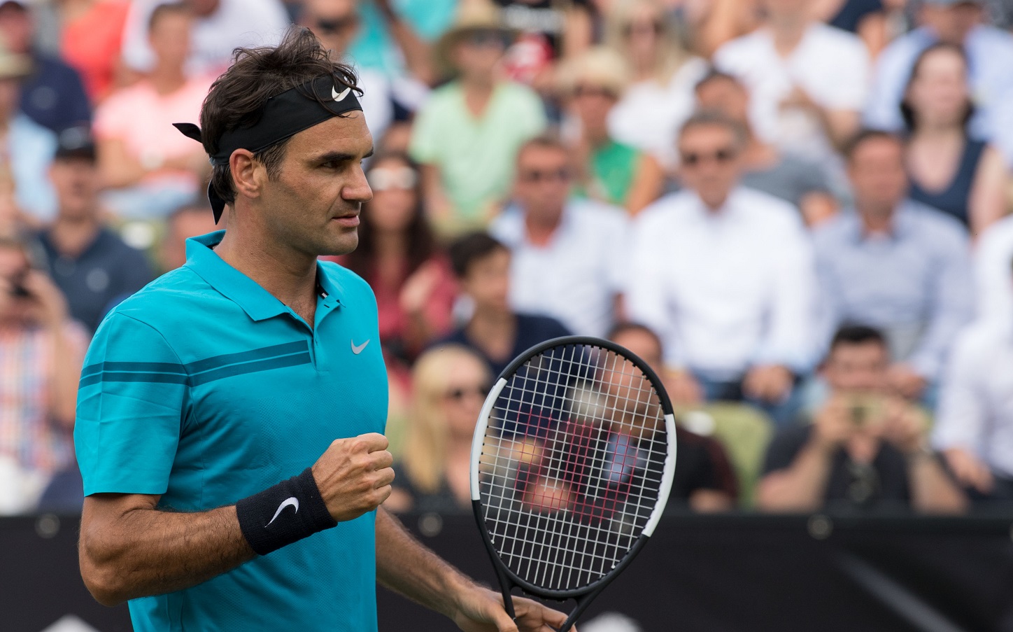 Foto MARIJAN MURAT / DPA O tenista Roger Federer, o verdadeiro craque da Suíça. Foto MARIJAN MURAT / DPA