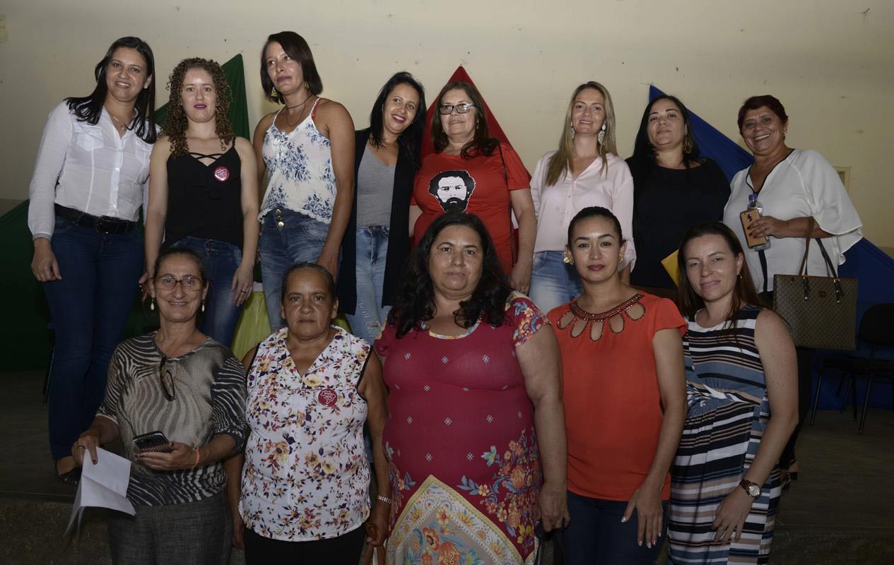 Foto: Inácio Teixeira/Coperphoto Grupo de mulheres participa da audiência pública realizada em junho em Bom jesus da Serra (Foto: Inácio Teixeira/Coperphoto)