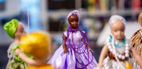 Expoosição mostra a obra de Tia Lúcia, ícone da Gamboa (Foto Daniela Paoliello)