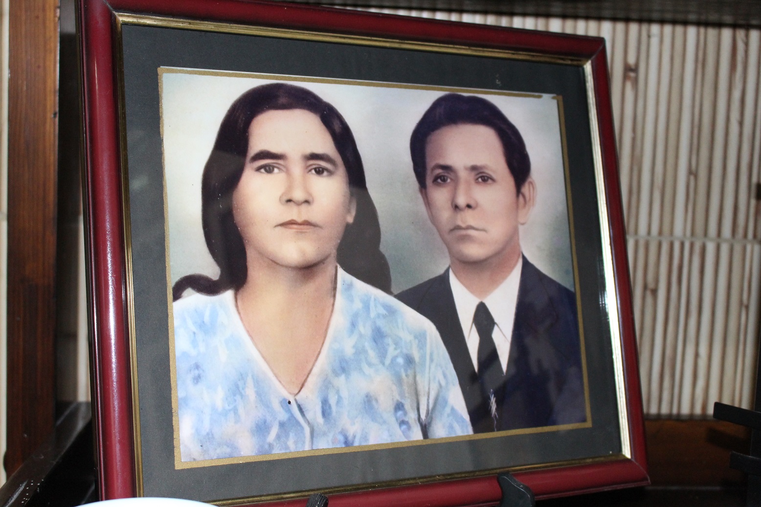 Dona Teresinha e Seu Pedro: casal está junto há 40 anos e têm orgulho dos netos na escola. Foto: Yuri Fernandes