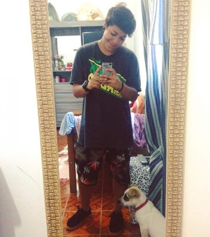 Larissa foi incentiva pela namorada a fazer a prova pelo sistema de cotas. Foto Arquivo Pessoal