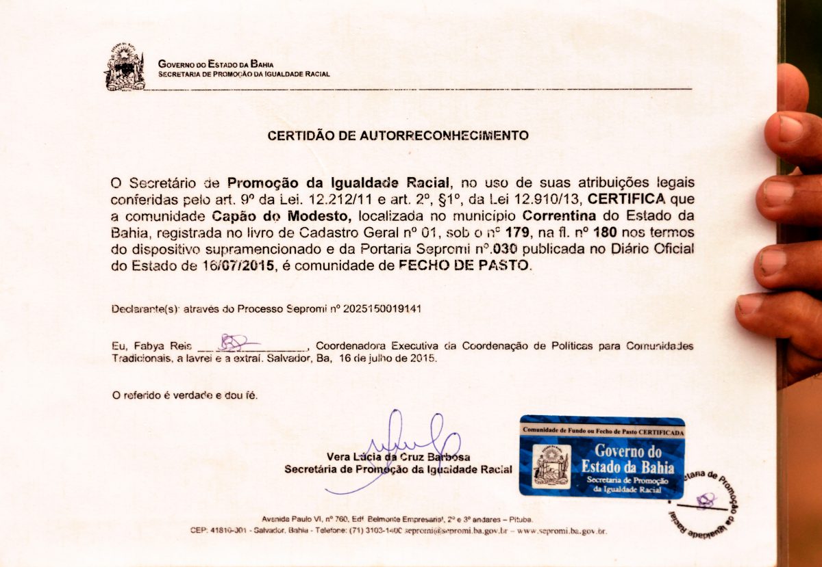 Reprodução: Mirian Fichtner Documento oficial de Fecho de Pasto. Foto de Mirian Fichtner