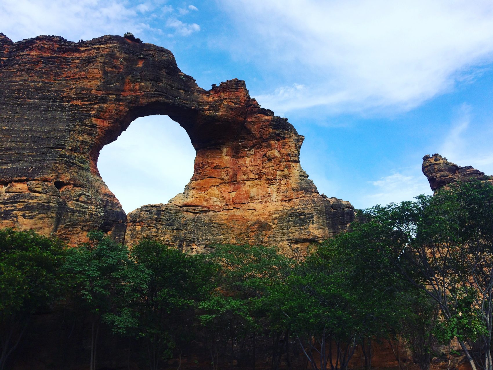 (Foto: Eduardo Carvalho) Pedra Furada no Parque Nacional da Serra da Capivara: mais de 1.400 sítios arqueológicos, com 40 mil pinturas rupestres, algumas com 12 mil anos (Foto: Eduardo Carvalho)