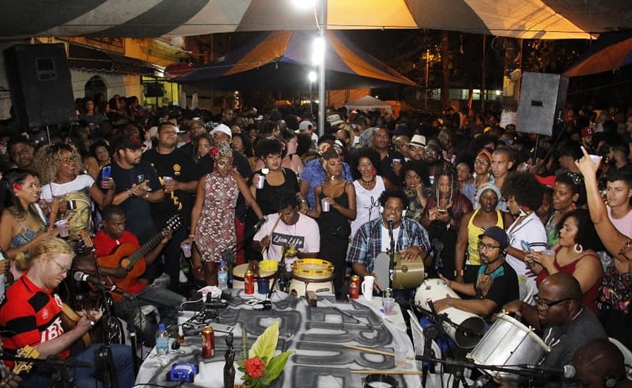 Rodas de samba Terreiro de Crioulo lota a Rua do Imperador em Realengo: evento com 800 pessoas movimenta economia local (Foto Divulgação)