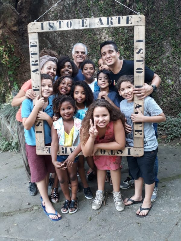 Foto de Divulgação ONG Arte-Educação. Foto de Divulgação