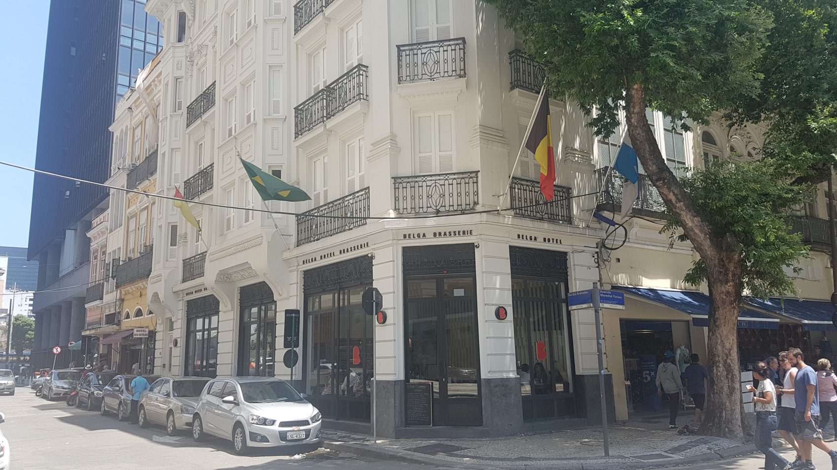 Belga Hotel e Brasserie, instalado em prédio de 1927: investimento na área com aposta no VLT (Foto: Oscar Valporto)