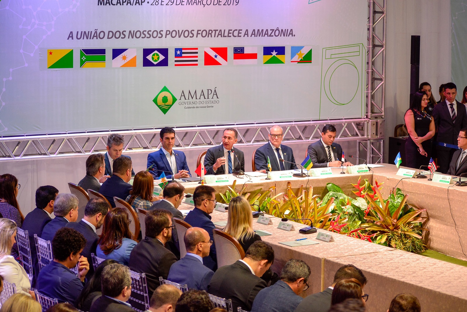 Governadores da Amazônia Legal reunidos em Macapá durante o 17º Fórum de Governadores da região, que aconteceu em março. Foto Divulgação