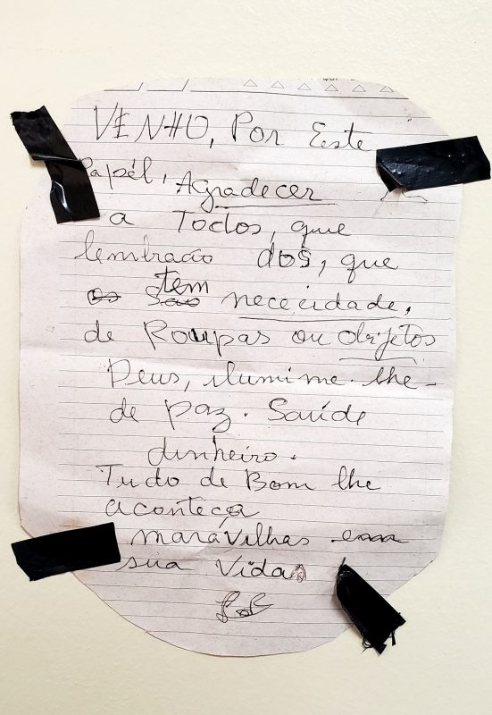 Carta de agradecimento de um pessoa beneficiada pelo Muro da Gentileza. Foto Acerto do Colégio São Vicente