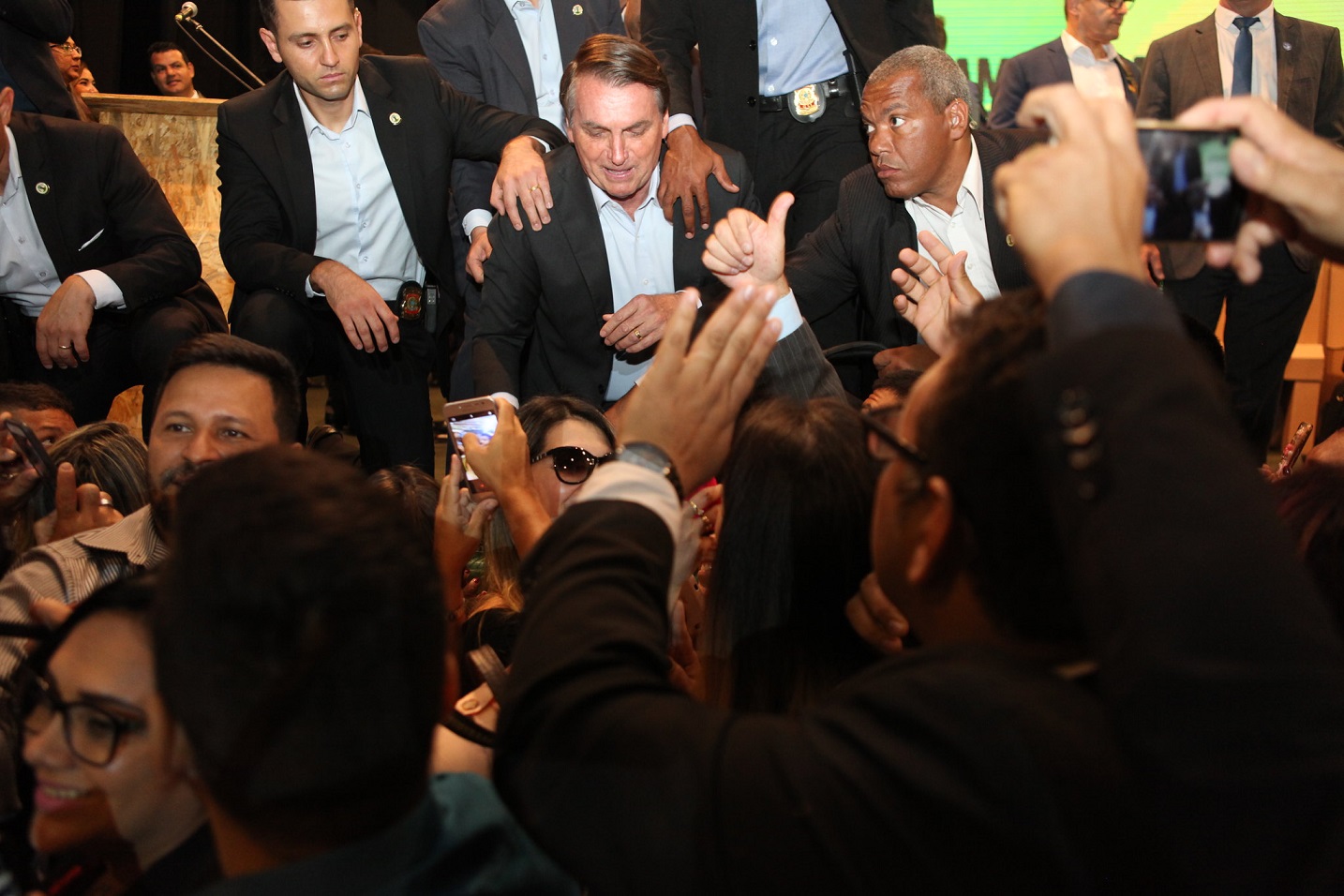 Bolsonaro voltou a defender o garimpo em terras indígenas. Foto Gilson Mello