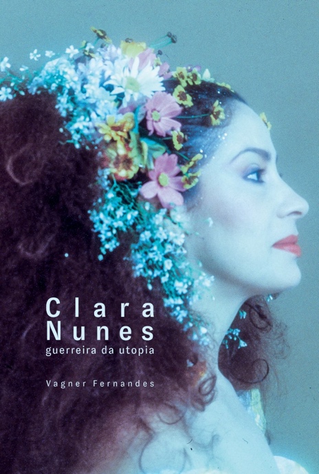 Capa da biografia de Clara que ganhou nova versão (Divulgação)