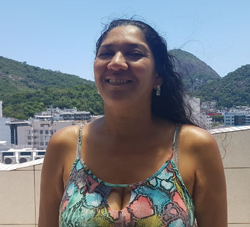 Ivanilda de Oliveira trabalha como babá nos fins de semana e tem dificuldade de ir aos museus. Foto Júlia Rabello